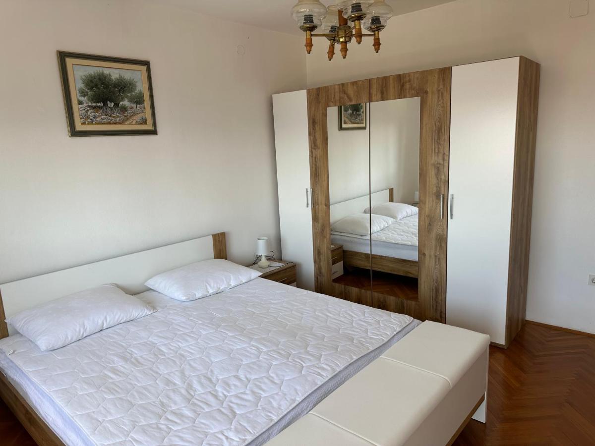 Spacious 2-room With Beautiful Sea View